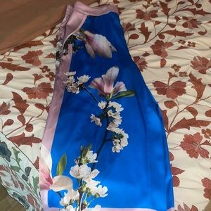 EIUC Ted Baker London Floral Pants